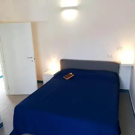 Isolella 2 Кампезе